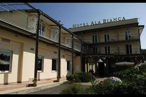 Hotel Ala Bianca Ameglia Eksteriør billede