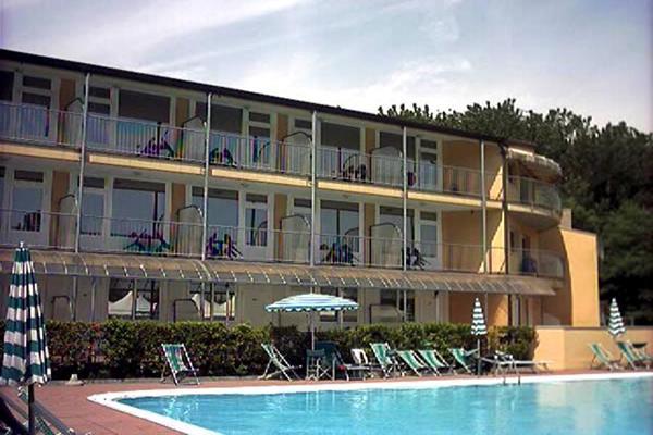 Hotel Ala Bianca Ameglia Eksteriør billede